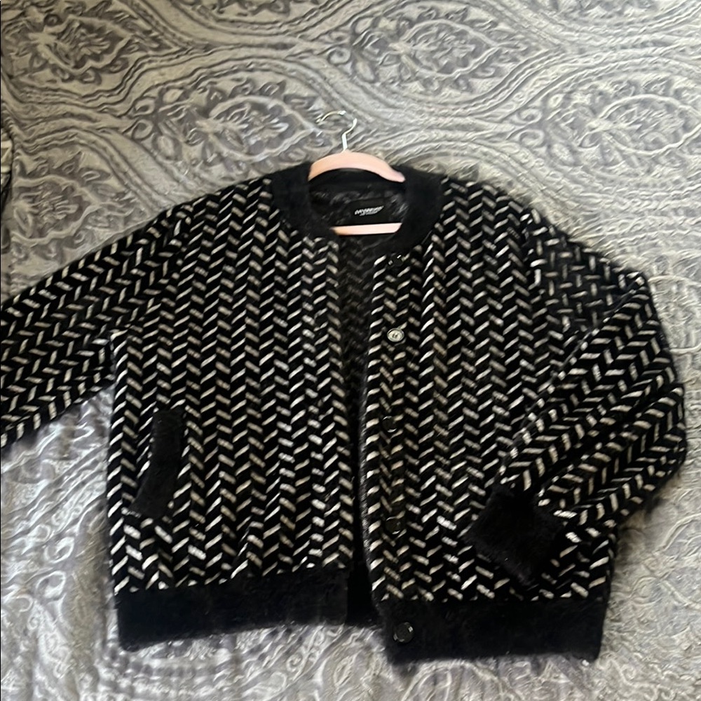 Black and White Chevron Women's Jacket